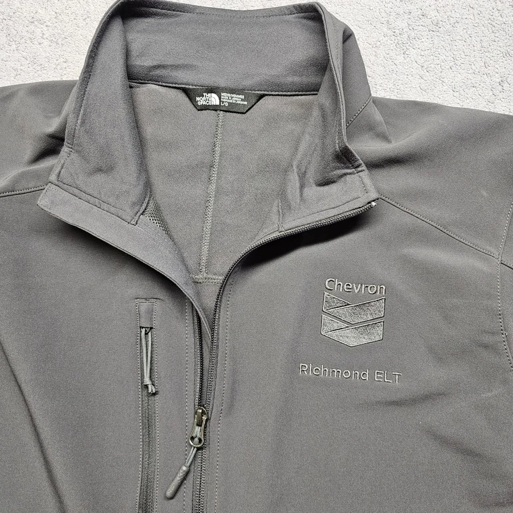 The North Face Soft Shell Jacket Mens L Gray Chevron Richmond ELT Logo‎ Full Zip